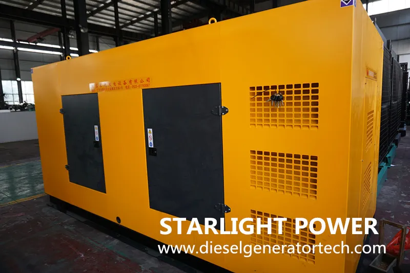 AC Generators Yuchai Electric Emergency Generation 650kw with ISO Ce Standard